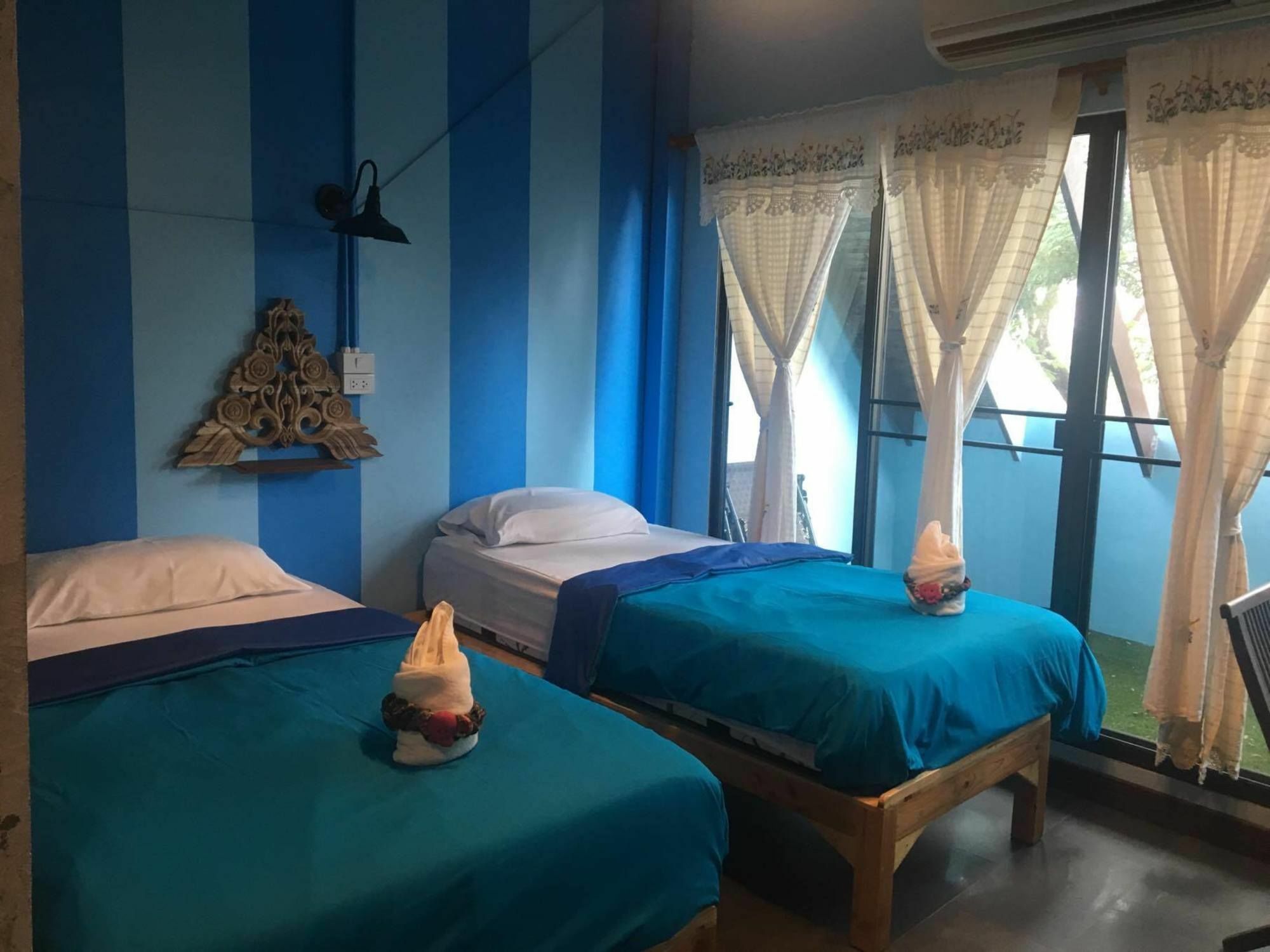 Hotel At Phra Sing Retro Chiang Mai Zewnętrze zdjęcie