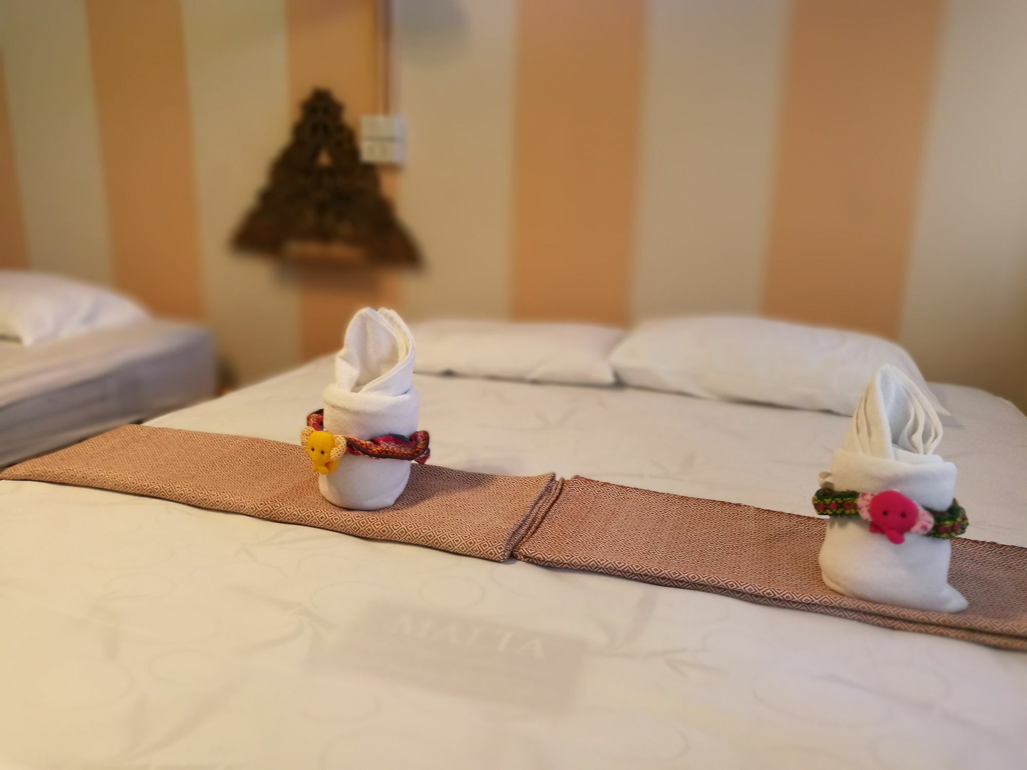Hotel At Phra Sing Retro Chiang Mai Zewnętrze zdjęcie